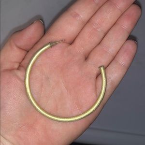 Single Sheila Fajl hoop